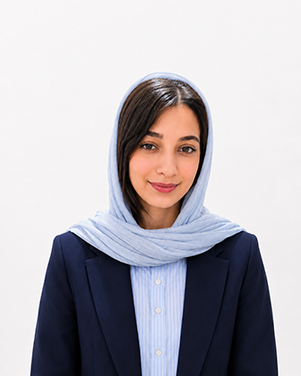 پرتره بهار نیکوئی، طراح سایت و مسلط به هوش مصنوعی در تیم پارسیس