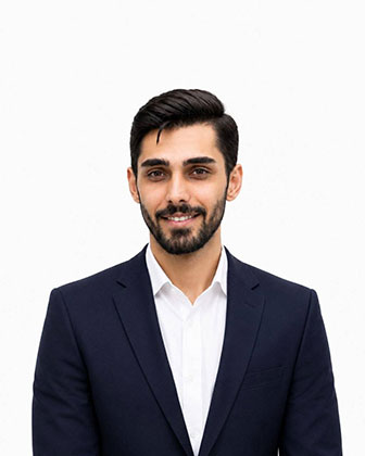پرتره عباد درستکار، مدیر اجرایی در تیم پارسیس